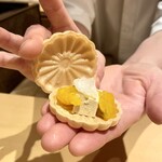 銀座 しのはら - 最中 フォアグラ・マンゴー・パッションフルーツ・レモンシャーベット