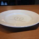 Restaurant Honjin - ひつじサミット尾州コース用のお皿。高温で白色。