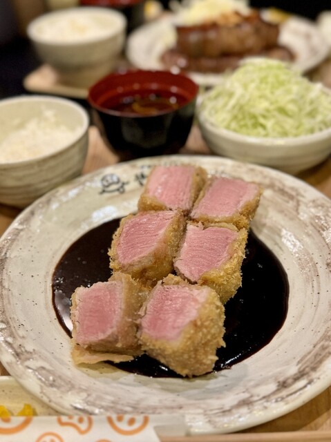 厚切りレアとんかつ やまとん 岡崎店のご予約 - 北岡崎/とんかつ