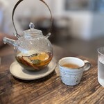 aru - 地元フルーツとハーブの紅茶（鈴木製茶）