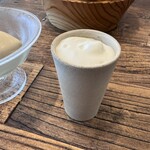 aru - ムースの下にはピオーネのシャーベット