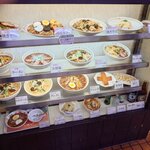 味の古久家 - ショーケース