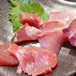  勇しげ - 生カツオとマグロ