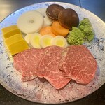 鉄板焼 石狩 - 季節の野菜と白老和牛