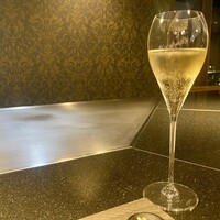 鉄板焼 石狩 - シャンパン