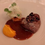 Le Jardin de Kamo - 北海道白糠町産エゾ鹿のロースト　スモモのポワヴラード