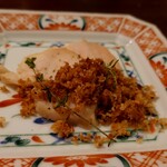 ウエストパパ - モッリーカを添えたサラダチキン