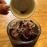 コンパル 御器所店 - 注ぎ終わりました〜！