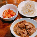 炭火焼肉 ホルモン にく式 - 