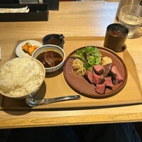 炭火焼肉 肉の匠 ひうち - 