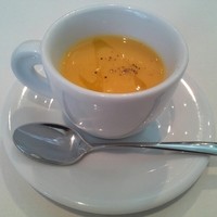 カンブーザ - 前菜の前に小さなスープ☆