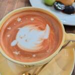 喫茶 tameiki - カフェラテ600円✨セット割引△50円  同伴者のオーダー。おばけがシュシュッと出現！