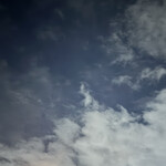 焼きもの家 慶 - 夜道を歩いて来るとだんだん目が暗さに慣れて夜空が青く見える