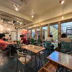 ピワン - 店舗内観