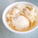 Mauna Loa Macadamia Nut Visitor Center - 