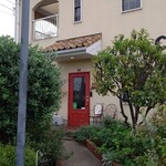 シェ・レノン - 外観