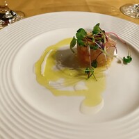 万平ホテル メインダイニングルーム - 長野県産信州大王イワナのマリネと柿のマリアージュ