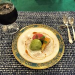 メイキッス - アップルパイ。甘さと酸味のバランスが美味しかったフランボワーズ。きちんと抹茶の苦味が効いて甘すぎないアイス。