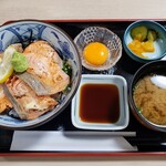 キッチン よろこんで - 炙り銀鮭丼　1320円