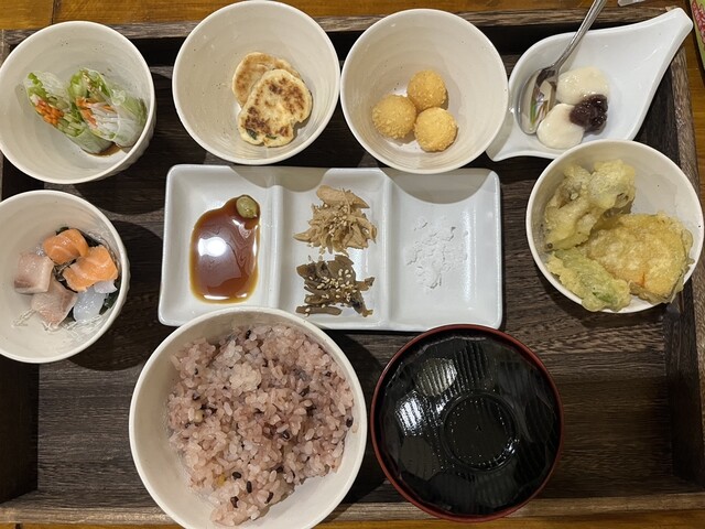 oshokujidokoro rita photo 2