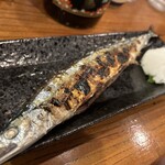 炭火焼 七輪 - 秋刀魚塩焼き