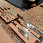 銀座 kappou ukai 肉匠 - 磨きあげられた素晴らしい包丁達