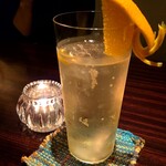 Fiore - 早生みかんの和製ギムレット（人のヤツ）