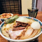 奈つやの中華そば - 