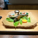 御料理 ふじ田 - 八寸：和良鮎、真ホッケ揚げ浸し、いちじく胡麻和え、ほうれん草＆えのき＆こんにゃく白和え、さつまいもレモン煮
      
      