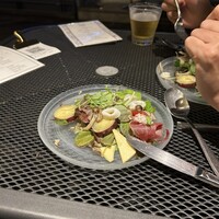 24/7 restaurant - 