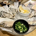 北本の貝や。 - 生牡蠣6種盛り合わせ