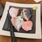 和食処 五島 有楽町店 - 刺身の盛合せ