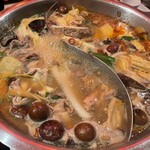 老麻火鍋房 薬膳火鍋専門店 - 