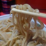 ラーメン二郎 千葉店 - 麺はこんなかんじ。