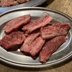 ヤキニク ぼんず - カルビ880円