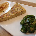 トーコーキッチン - イタリアンオムレツ 副菜二品