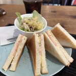 南風堂珈琲店 - モーニング　ハムチーズトースト1000円