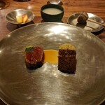 mingles - 韓牛、朝鮮豚肉スンデ、とろろ芋、ネクタリンキムチ