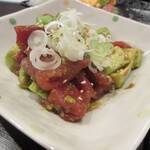 もっきりマルキュウ - マグロとアボカドのわさび醤油和え！