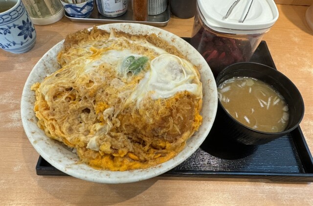 ジャンボかつ丼の魔力』by satoy428 : とんかつ かつ圀屋 高島平店 (か