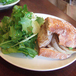 パーラー江古田 - 季節の野菜のオーブン焼き バルサミコソース(570円) この日は新たまねぎとスナップえんどう、パンはチャバタ。