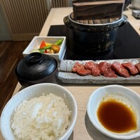 飛騨牛一頭家 馬喰一代 長良本家 - 