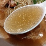 麺家 たけ田 - スープの感じ