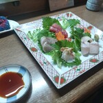 味の蔵どんつく - 刺身盛り合わせ