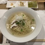 吉野寿司 - 塩ラーメン