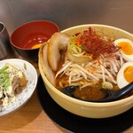 味噌ラーメン百庵 西新宿店 - 