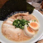 餃子と炙り こけこっこ - 中々です