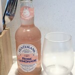 PIZZA MAFIA TOKYO - フェンティマンス / ローズレモネード520円税込