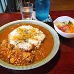 珈琲ポプリ - スリランカ人シェフ直伝！本格派スリランカカレー＆コーヒーフロート1300円