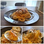 小さなパスタ屋tino - トマトソースは程よく濃厚で、普通に美味しいですね。 ただ牡蠣以外は何も入っていないので、 牡蠣をパスタの一部と共に食べ終えると、ひたすら残りのトマトソース味のパスタだけを頂くことに。(@@;) 途中で飽きましたので、せめて玉葱やきのこ程度入ると嬉しいかしら。
